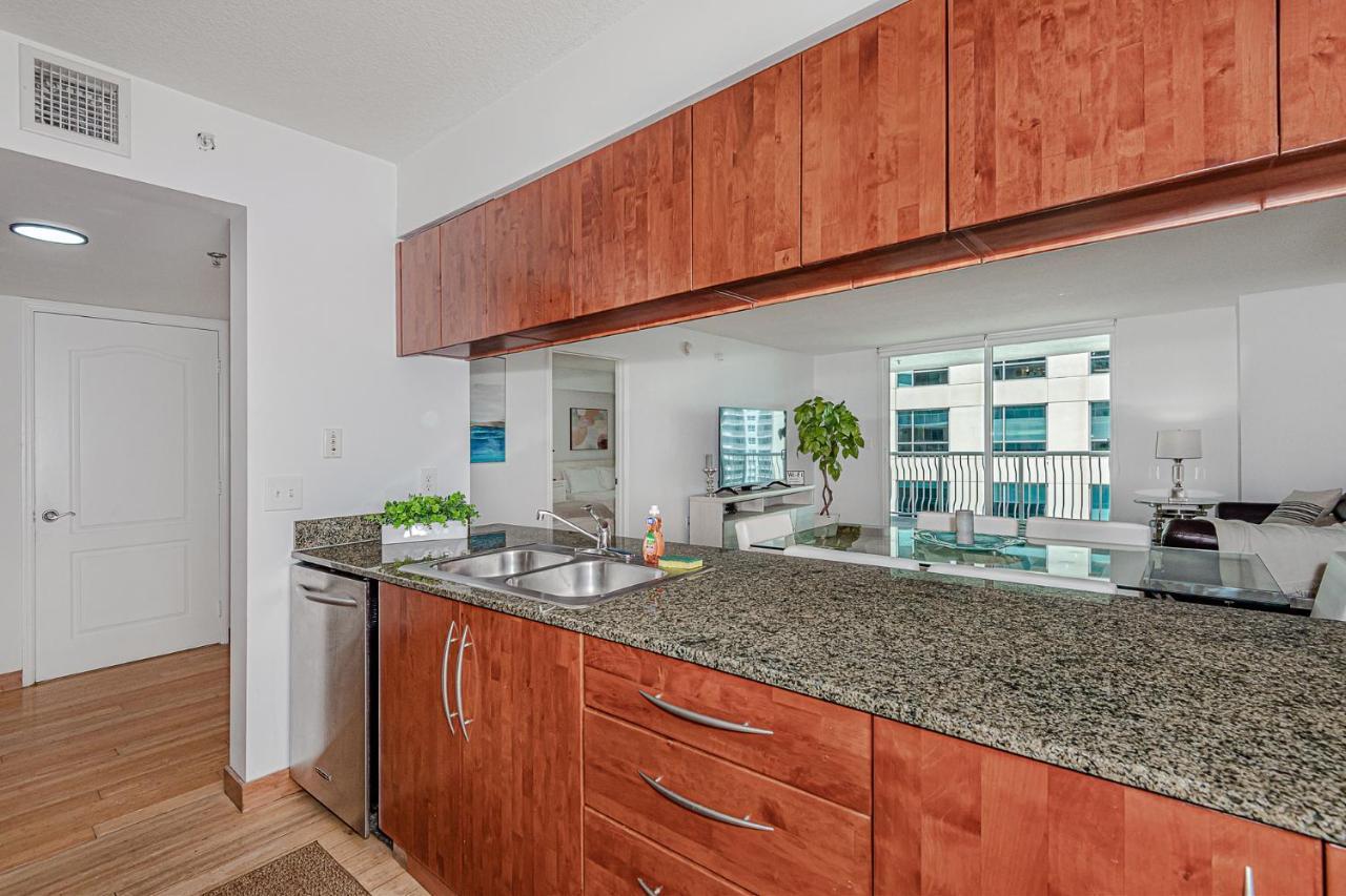 Miami Condo With City & Ocean Views! Sleep Up To 6! Exterior photo